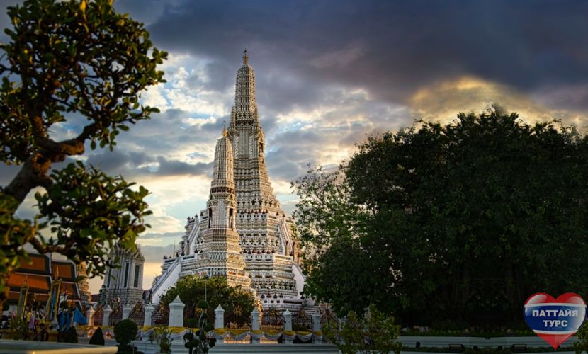 Ват Арун - Храм Утренней Зари в Бангкоке